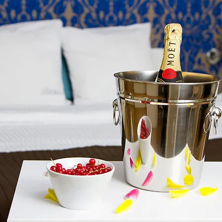 Apartmanhotel Wawel Sarego By Amstra 3*
