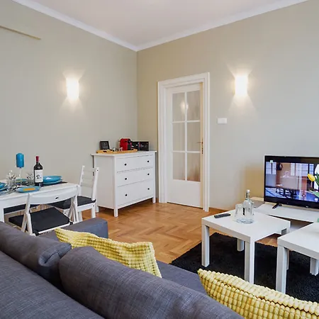 Aparthotel Wawel Sarego By Amstra 3*